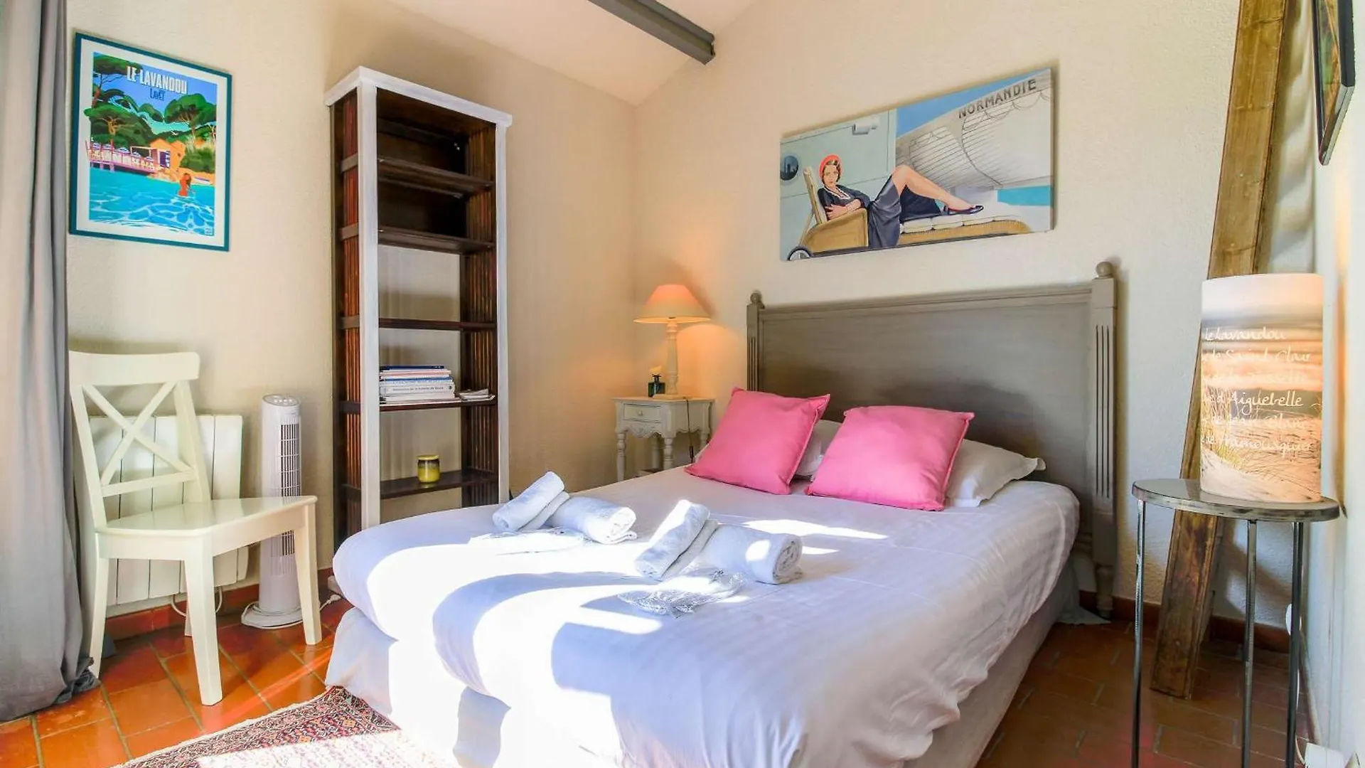 Select'So Home - Superbe T2 Avec Vue Mer Pour Un Sejour Relaxant - Piscine Et Parking Inclus - Paradisia Le Lavandou France